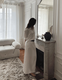 Villa satin long skirt