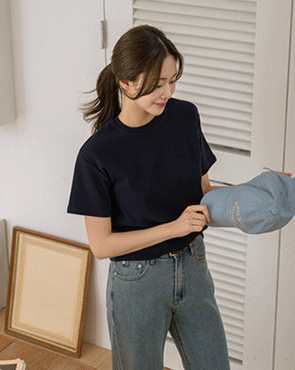 Basic embroidered spandex short-sleeve tee