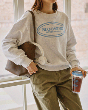 Love Blooming embroidered sweatshirt