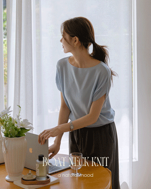 Loose boat neck cap sleeve knit