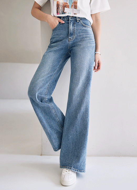 Elastic Back Waistband Boot-cut Jeans
