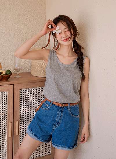 Essentia-Item Relaxed-fit Basic Tank Top